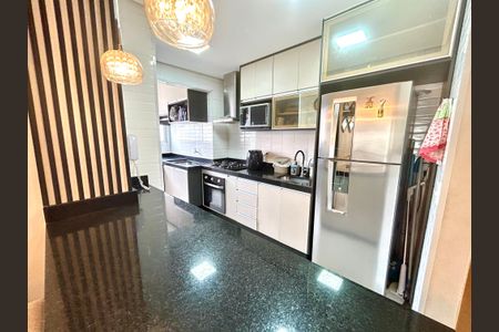 Apartamento à venda com 59m², 2 quartos e 1 vaga Apartamento à venda com 59m², 2 quartos e 1 vagaCozinha