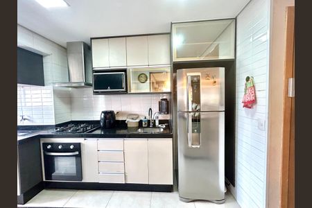 Apartamento à venda com 59m², 2 quartos e 1 vaga Apartamento à venda com 59m², 2 quartos e 1 vagaCozinha