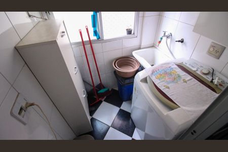 Apartamento para alugar com 60m², 3 quartos e 1 vagaÁrea de Serviço