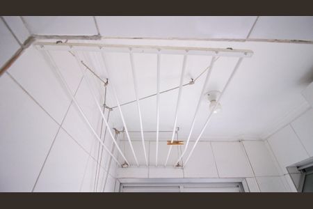 Apartamento para alugar com 60m², 3 quartos e 1 vagaÁrea de Serviço