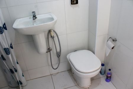 Banheiro de apartamento para alugar com 1 quarto, 40m² em Santa Ifigênia, São Paulo