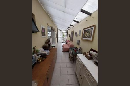 Foto 17 de casa à venda com 4 quartos, 250m² em Vila do Encontro, São Paulo