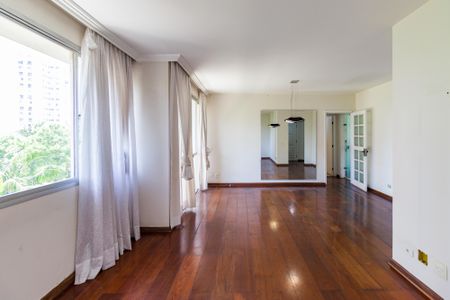 Apartamento para alugar com 127m², 4 quartos e 2 vagas