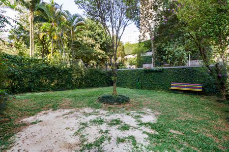 Apartamento para alugar com 127m², 4 quartos e 2 vagas