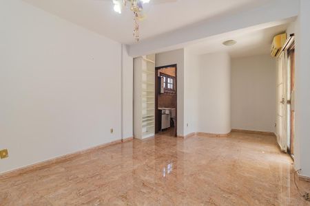 Apartamento para alugar com 2 quartos, 230m² em Partenon, Porto Alegre