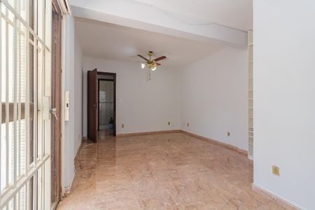 Apartamento para alugar com 2 quartos, 230m² em Partenon, Porto Alegre