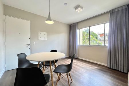 Sala de apartamento para alugar com 1 quarto, 39m² em Vila Paulista, São Paulo