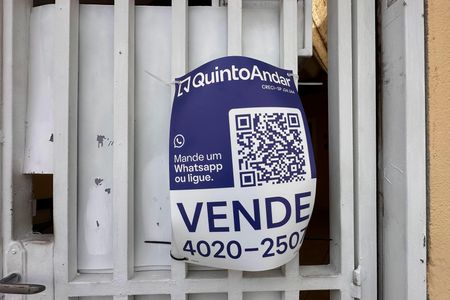 Casa à venda com 147m², 3 quartos e 2 vagas Casa à venda com 147m², 3 quartos e 2 vagasPlaca