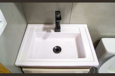 Apartamento para alugar com 52m², 1 quarto e sem vagaBanheiro