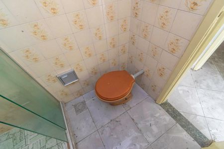 Apartamento para alugar com 70m², 2 quartos e 1 vaga Apartamento para alugar com 70m², 2 quartos e 1 vagaBanheiro