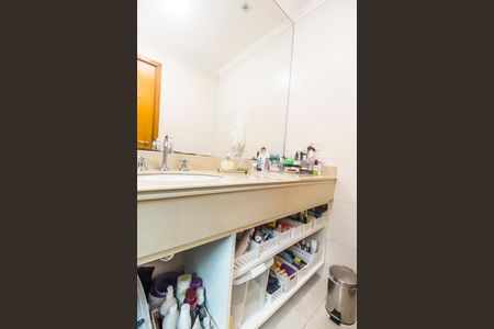 Apartamento à venda com 133m², 3 quartos e 2 vagas Apartamento à venda com 133m², 3 quartos e 2 vagasBanheiro da Suíte