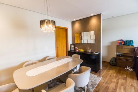 Apartamento à venda com 133m², 3 quartos e 2 vagas Apartamento à venda com 133m², 3 quartos e 2 vagasSala