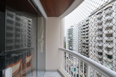 Apartamento para alugar com 75m², 2 quartos e 2 vagasVaranda