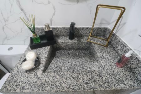 Apartamento para alugar com 75m², 2 quartos e 2 vagasBanheiro Social