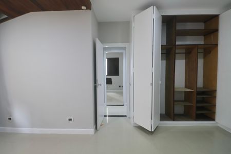 Apartamento para alugar com 135m², 3 quartos e 4 vagasSuíte