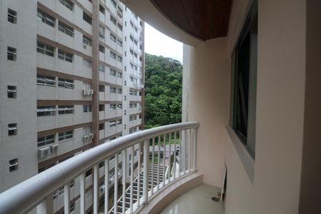 Apartamento para alugar com 135m², 3 quartos e 4 vagasVaranda