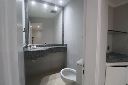 Apartamento para alugar com 135m², 3 quartos e 4 vagasLavabo