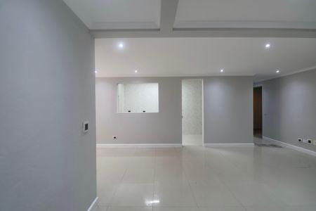 Apartamento para alugar com 135m², 3 quartos e 4 vagasSala