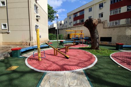 Apartamento para alugar com 55m², 2 quartos e 1 vagaÁrea comum - Playground