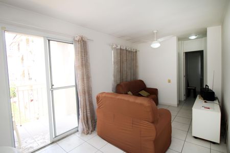 Sala de apartamento para alugar com 2 quartos, 55m² em Irajá, Rio de Janeiro