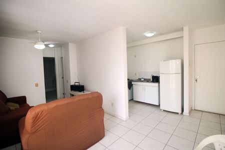 Sala de apartamento para alugar com 2 quartos, 55m² em Irajá, Rio de Janeiro