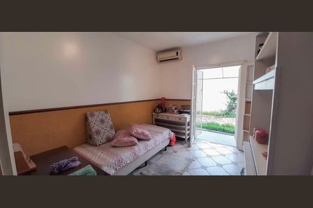 Casa para alugar com 200m², 4 quartos e 3 vagas Casa para alugar com 200m², 4 quartos e 3 vagasQuarto 1