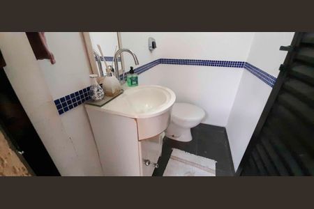 Casa para alugar com 200m², 4 quartos e 3 vagas Casa para alugar com 200m², 4 quartos e 3 vagasLavado da Piscina