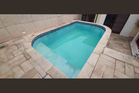 Casa para alugar com 200m², 4 quartos e 3 vagas