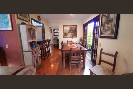 Casa para alugar com 200m², 4 quartos e 3 vagas