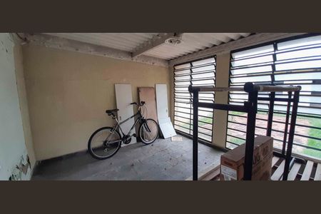 Casa para alugar com 200m², 4 quartos e 3 vagas Casa para alugar com 200m², 4 quartos e 3 vagasQuarto Serviçal