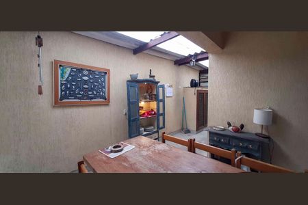 Casa para alugar com 200m², 4 quartos e 3 vagas