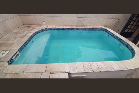 Casa para alugar com 200m², 4 quartos e 3 vagas