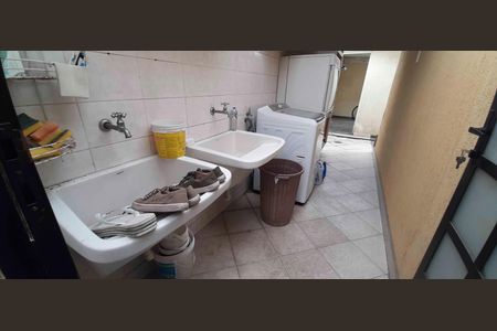 Casa para alugar com 200m², 4 quartos e 3 vagas