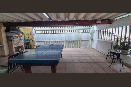 Casa para alugar com 200m², 4 quartos e 3 vagas