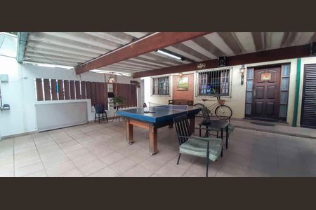 Casa para alugar com 200m², 4 quartos e 3 vagas