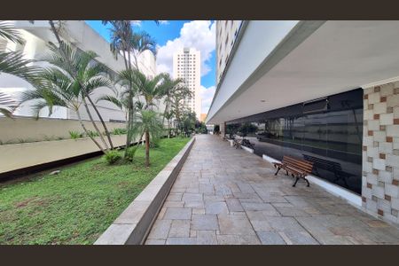 Apartamento para alugar com 100m², 2 quartos e sem vagaÁrea comum 