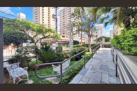 Apartamento para alugar com 100m², 2 quartos e sem vagaÁrea comum 