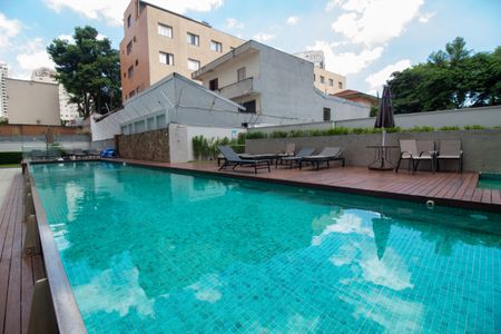 Apartamento à venda com 70m², 1 quarto e 1 vagaÁrea comum - Piscina
