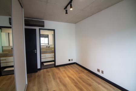 Apartamento à venda com 70m², 1 quarto e 1 vagaSuíte 