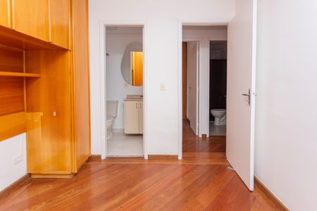 Apartamento à venda com 78m², 3 quartos e 2 vagasQuarto Suíte