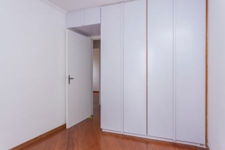 Apartamento à venda com 78m², 3 quartos e 2 vagasQuarto 3