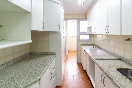 Apartamento para alugar com 78m², 3 quartos e 2 vagas Apartamento para alugar com 78m², 3 quartos e 2 vagasCozinha