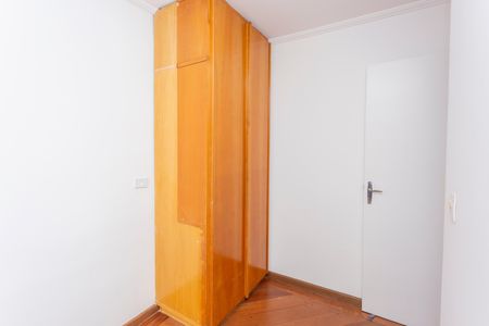 Apartamento à venda com 78m², 3 quartos e 2 vagasQuarto 2