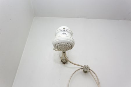 Casa à venda com 138m², 2 quartos e 1 vagaBanheiro