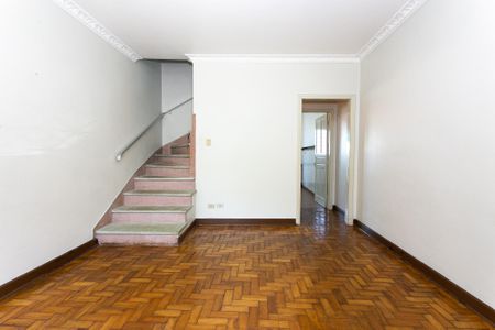 Casa à venda com 138m², 2 quartos e 1 vagaSala