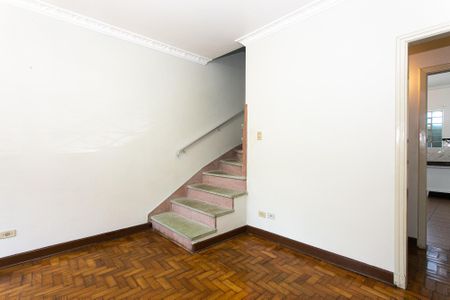 Casa à venda com 138m², 2 quartos e 1 vagaSala