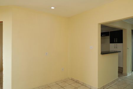 Sala de jantar de casa para alugar com 2 quartos, 110m² em Vila Verde, São Paulo