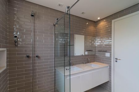 Apartamento à venda com 137m², 3 quartos e 3 vagasBanheiro da Suíte 3