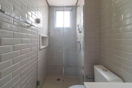 Apartamento à venda com 137m², 3 quartos e 3 vagasBanheiro da Suíte 1