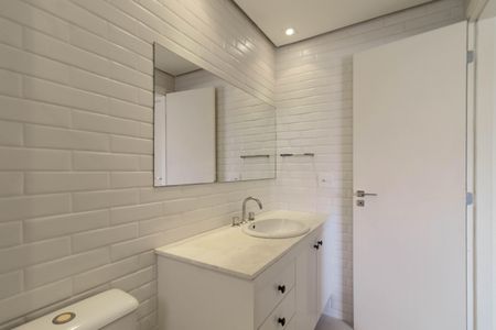 Apartamento à venda com 137m², 3 quartos e 3 vagasBanheiro da Suíte 2